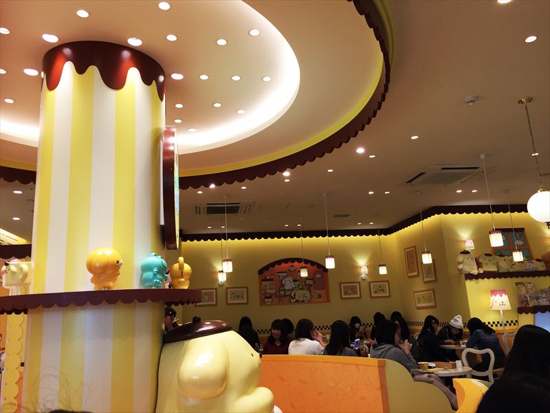 ポムポムプリンカフェ原宿店の店内客層イメージ