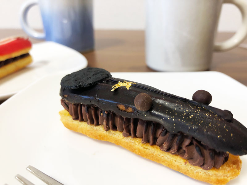 ルアンジュ東京のエクレア（チョコレートトリュフ）
